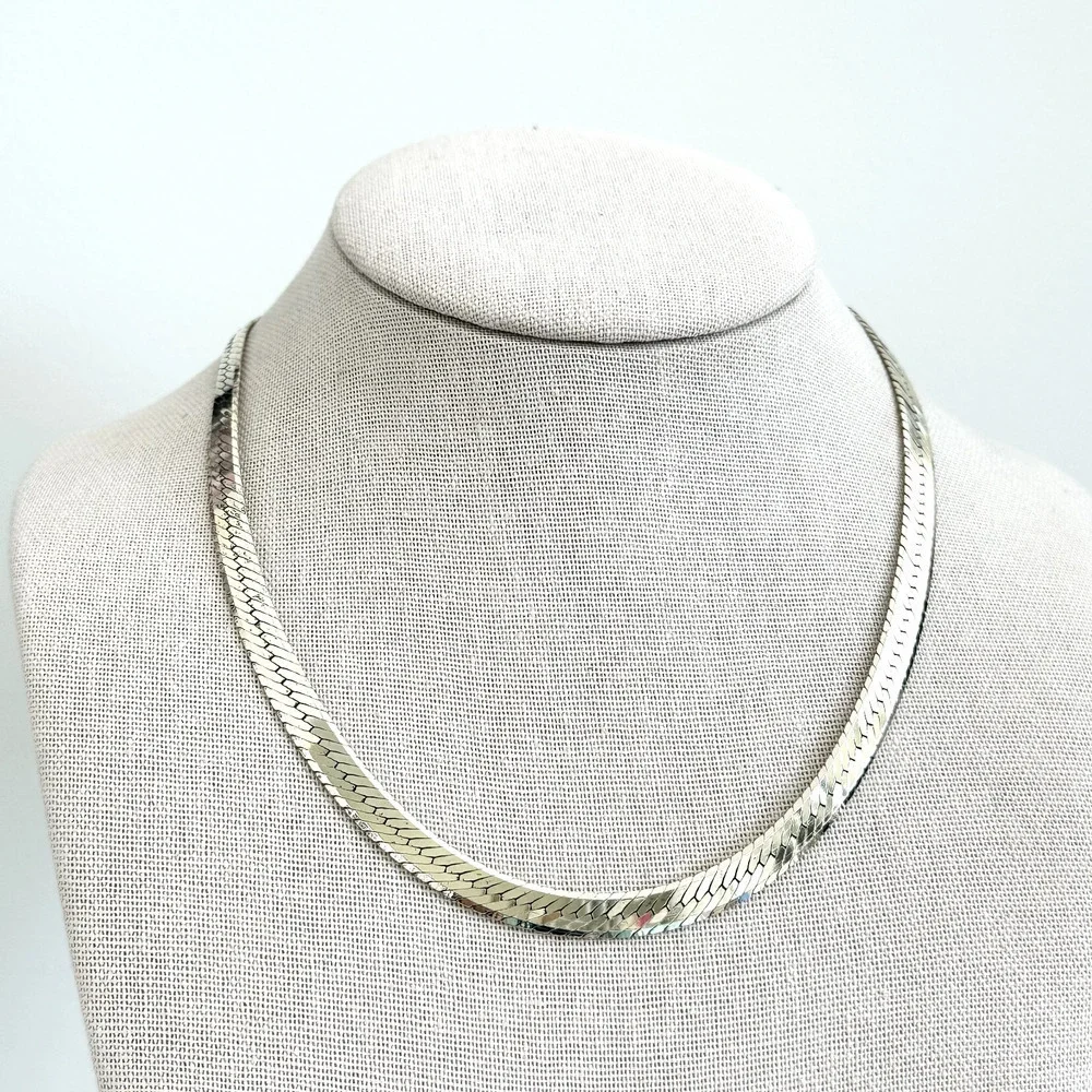 925 Italy Sterling Silver Gold Vermeil Vintage 6.5MM Herringbone Chain Necklace - Picture 2 of 9